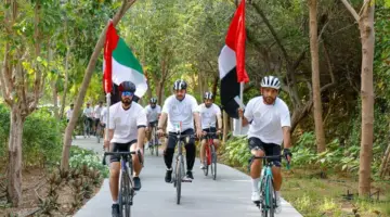 شرطة الشارقة تُقيم فعالية علمنا عزّنا للدراجات الهوائية في السيوح